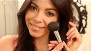 Fast Natural Look : Shimmery Eyes + Pink Cheeks