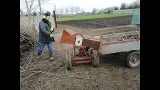 Робота одновального подрібнювача гілок ДС-50 Дровосік