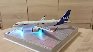 Airbus A320neo SAS Airlines Zvezda 1:144 with LED-lights