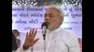 Narendra Modi attackes Congress Party for anti-development attittude both in Gujarat and in India!