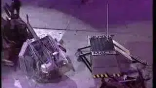 Chaos vs Mace (Robot Wars Battle)