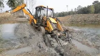 JCB Backhoe Working on Sticky Mud - JCB Cleaning Pond - JCB Video 2