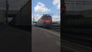 &bdquo;Приветливый выльник&rdquo; ВЛ10у-329 и приветливая бригада