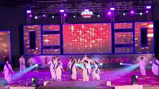 This Dance dedicated to all the mom's in world. Made all audience cry