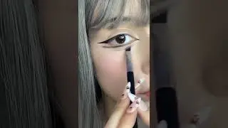 Eyes makeup tutorial / Japanese makeup #japan #makeuptutorial #eyeliner #eyemakeup #biggereyes