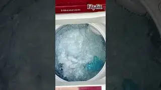 Color bleed protection starts here.🧺👍#flyfit #laundryhack #cleaninghacks #cleaninghacks