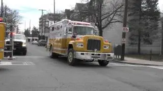 Engine 211, Ladder 231, Rescue 241 & Ladder 18 arriving at scene in Catasauqua, PA