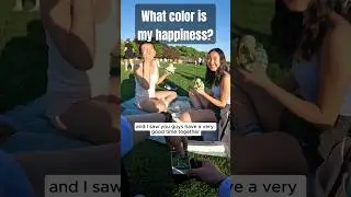 What color is my happiness? #streetphotography #moments #happycolor #gift #makepeoplehappy