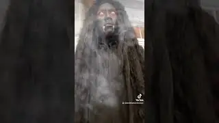 SOSOK GENDERUWO PENUNGGU RUMAH HANTU!!! BERANI COBA?? ##viral #shorts