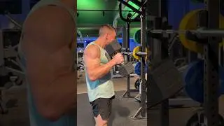 Всем бицули#motivation #sports #спорт #бицепс
