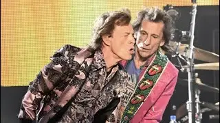 Rolling Stones San Siro 21 giugno 2022  Mick Jagger presenta la band in italiano
