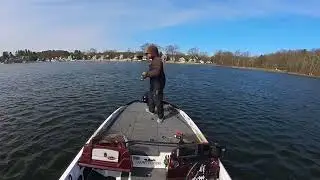 Under spin Spring time bass fishing