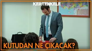 Öğrencilerden Ahmet hocaya sürpriz - Kertenkele 37. Bölüm