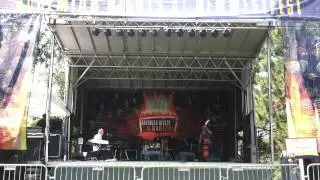 Jon Wirtz's Nuskool performing 