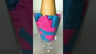 Satisfying Colorful Blue & Pink Sand Squish Reverse... Reversed Clip From: @sandtagious