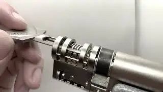 Urban Alps - Swiss (C)Lock works - Cutaway Stealth Key and Cylinder