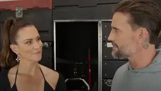 CM Punk рассказывает Стефани Макмэн о своей экипировке, вдохновлённой Бретом Хартом: «Места Стефа...