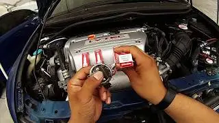 How to install or replace spark plugs on a honda civic si sedan 2007