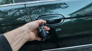 BMW E39 door lock jammed. Can you get in your 5 series if the battery is dead?