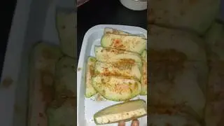Desi Chatpata Amrood 😋 #amrood#chatpata#streetfood#desisnacks#khatta#meetha #tasty#yummy #shorts