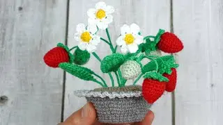 FRESA TEJIDA A CROCHET