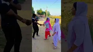 Ladies को छेड़ना पड़ा मंहगा #हरियाणवी #youtubeshorts by #Pushpa #Narwal