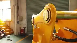 Heavy Duty Orange Peel Grab for Scrap Metal | Export to Moscow, Russia 🇷🇺