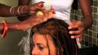 Hot in my Salon.mp4