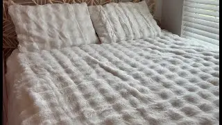 Top Bedding Buy on Amazon? YIKUSH Fluffy Comforter Review + Demo