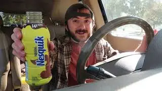 Аттикус Шаффер ест пончики Spudnuts