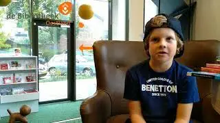 Stijn introduceert Voorleeshond Freddie - de Bibliotheek Oostland