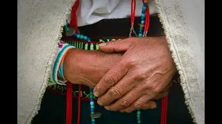 Andes Munay. Social development project. Connecting Ecuadorian artisans with Hungary.