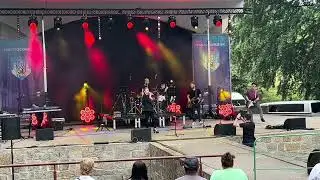 Kings Of Leon - Sex On Fire (JuicyPop & Paulina Titkin Live Cover)
