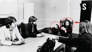 Фанаты The Beatles задаются вопросом, почему группа не объявила о своем распаде после ухода Джона...