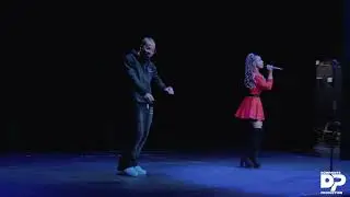 bella Simone performing pull up Live 