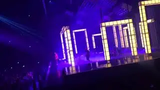 Bruno Mars Versace On The Floor In Fresno