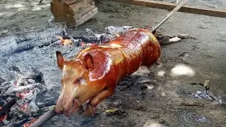 Hello 🤗 Guy's Lets ENJOY the 🐖 pork Lichun #roasted hall 🐖 so yum 😋 craving 😋