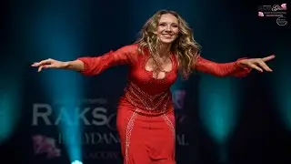 Izabela Słonina in Folklore Iraqi at Raks Glam 2025