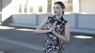 The 2 Minute Challenge With Miranda Kerr  | NET-A-PORTER