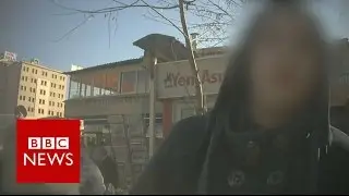 How criminal gangs make money from the refugee crisis - BBC News