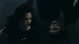 In my room - Julia Wolf