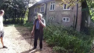 Подборка видео, где замечены нарушители границ частной собственности.