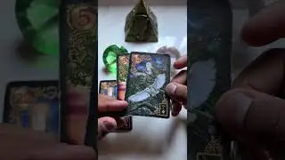 Ele me ama? #tarot #tarotonline #tarothoje #tarotdoamor