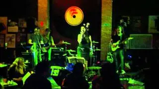 Ana Cruz covering Pat Benatar - Fire and Ice.MOV