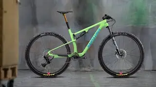 2023 Santa Cruz Blur S Carbon Seafoam Color Walk Around