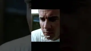 Prison Break 1x1: Michael shows his tattoo to Lincoln #prisonbreak #michaelscofield #shortsvideo