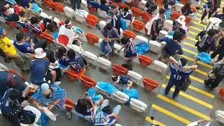 Japanese Fans clean their trash after the match in World Cup 2018