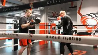 У нас есть : БОКС | КАРАТЭ | КИКБОКСИНГ | BJJ | КАРДИО-ЗОНА | РАСТЯЖКА | BODY-SCULPT и многое другое