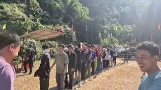 Right-Left game competition 