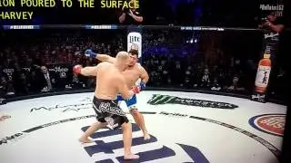 Sergei Kharitonov KO'd by Javy Ayala